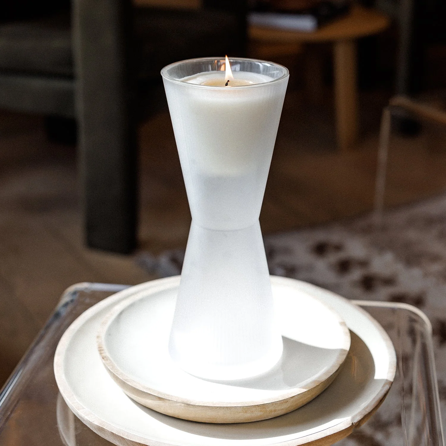 AIZ Candle - Cedar & Black Cherry - Image 17