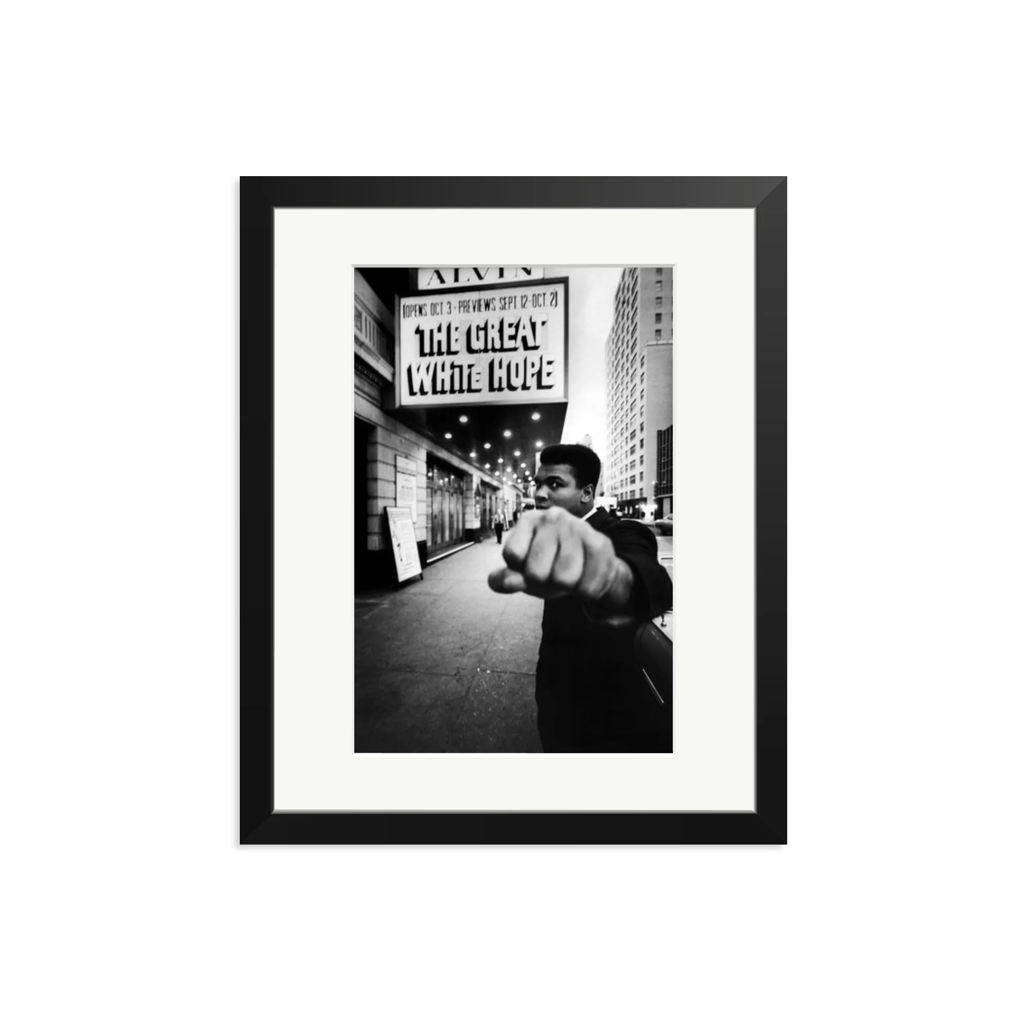 Ali on Broadway - Image 7