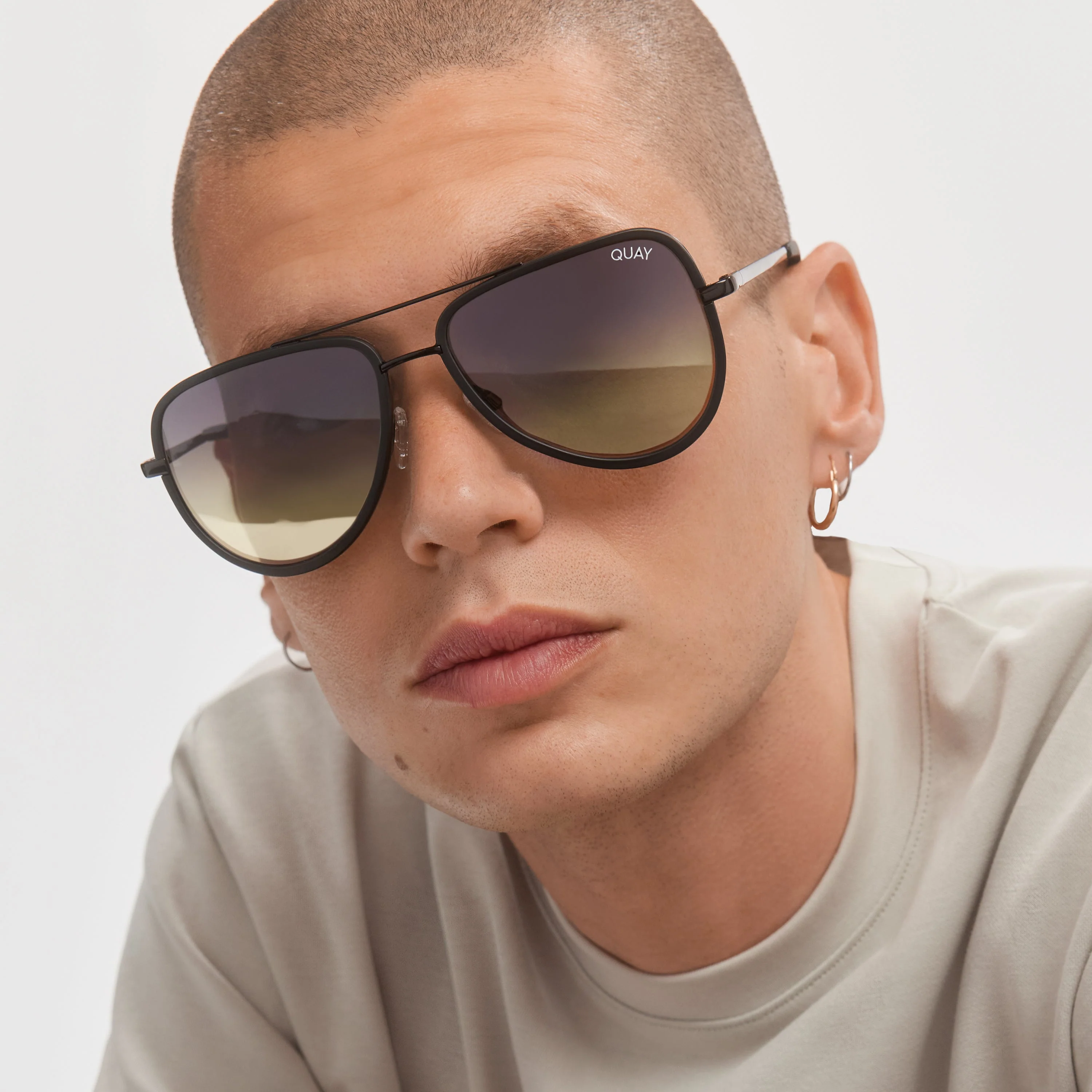 Quay - All In Medium Sunglasses - Black / Black Gold - Image 4