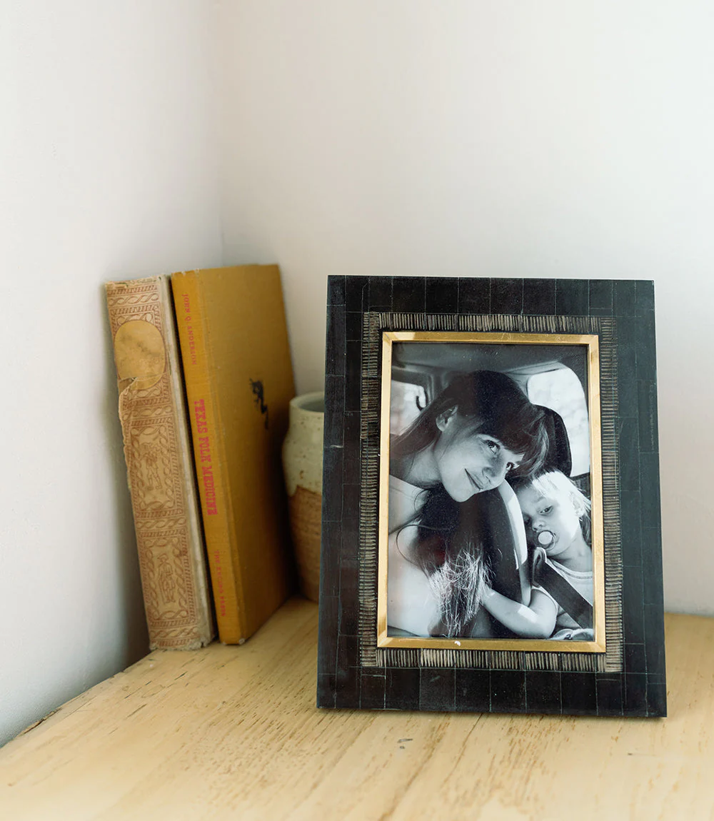 Andhera 5x7 Black Picture Frame - Carved Horn, Brass Inlay - Image 3