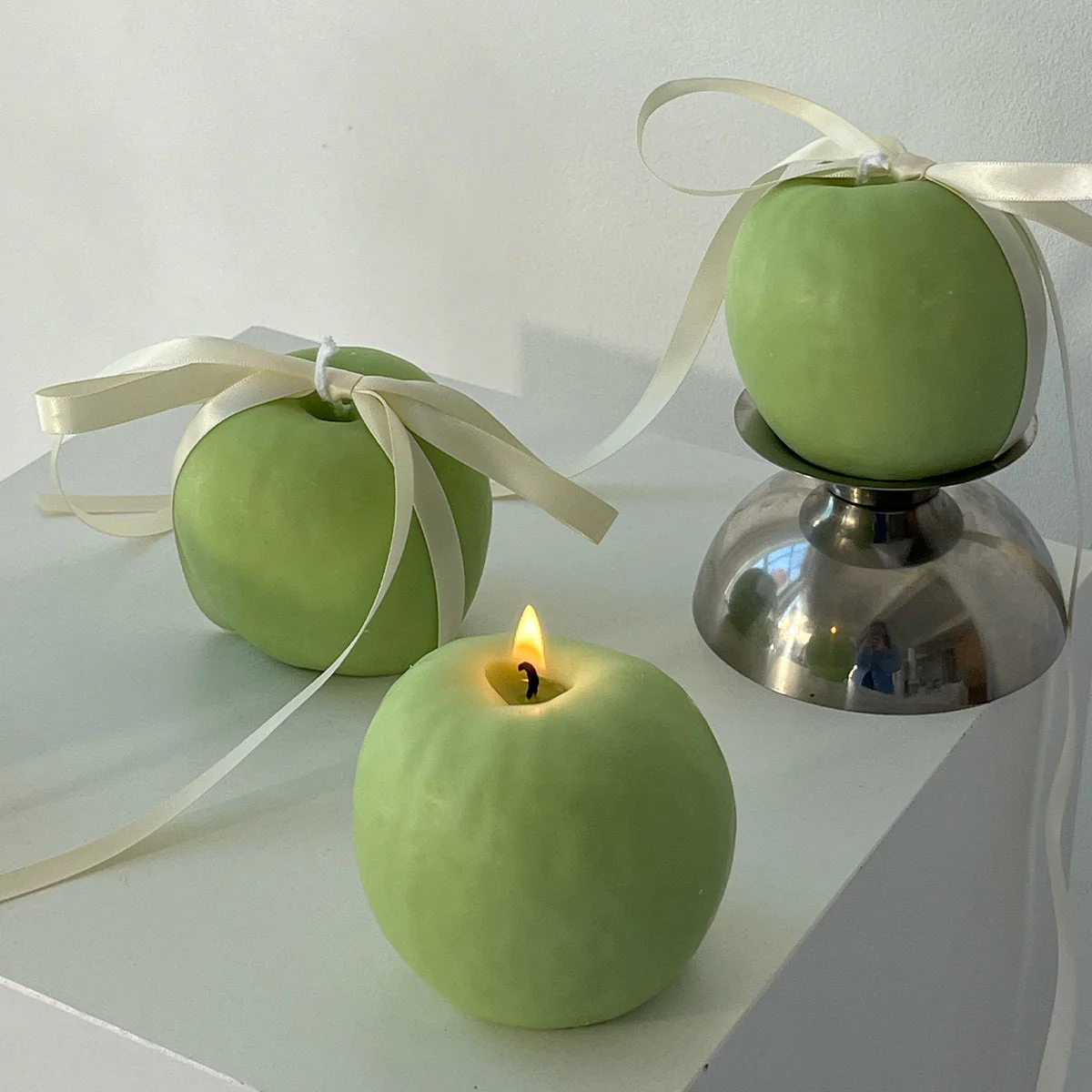 Apple Candle - Image 5