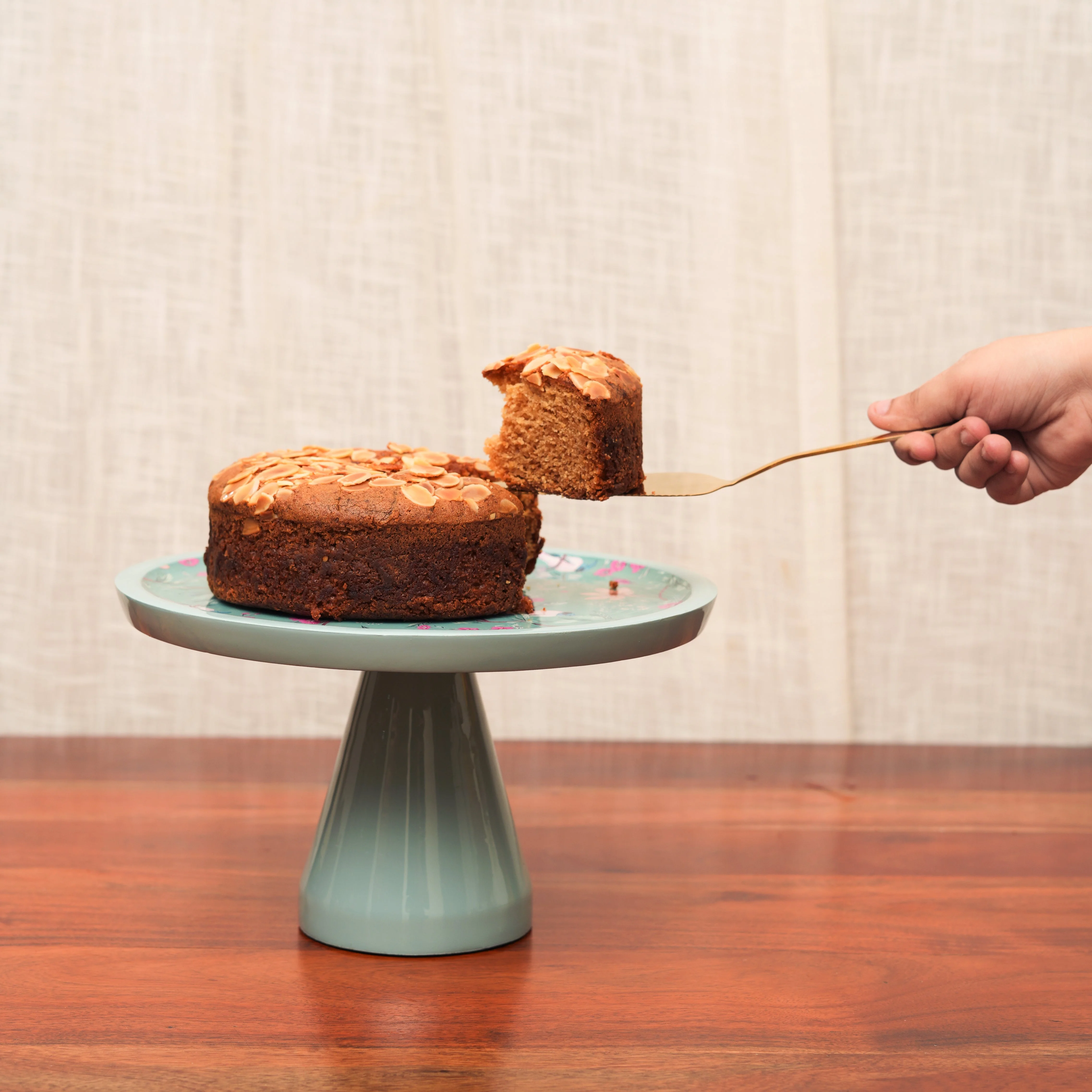 Aqua Flora Pedestal Cake Stand - Image 4