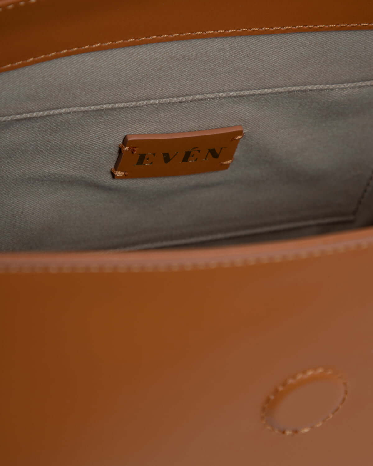 BELONA Hobo Bag - Cognac - Image 4