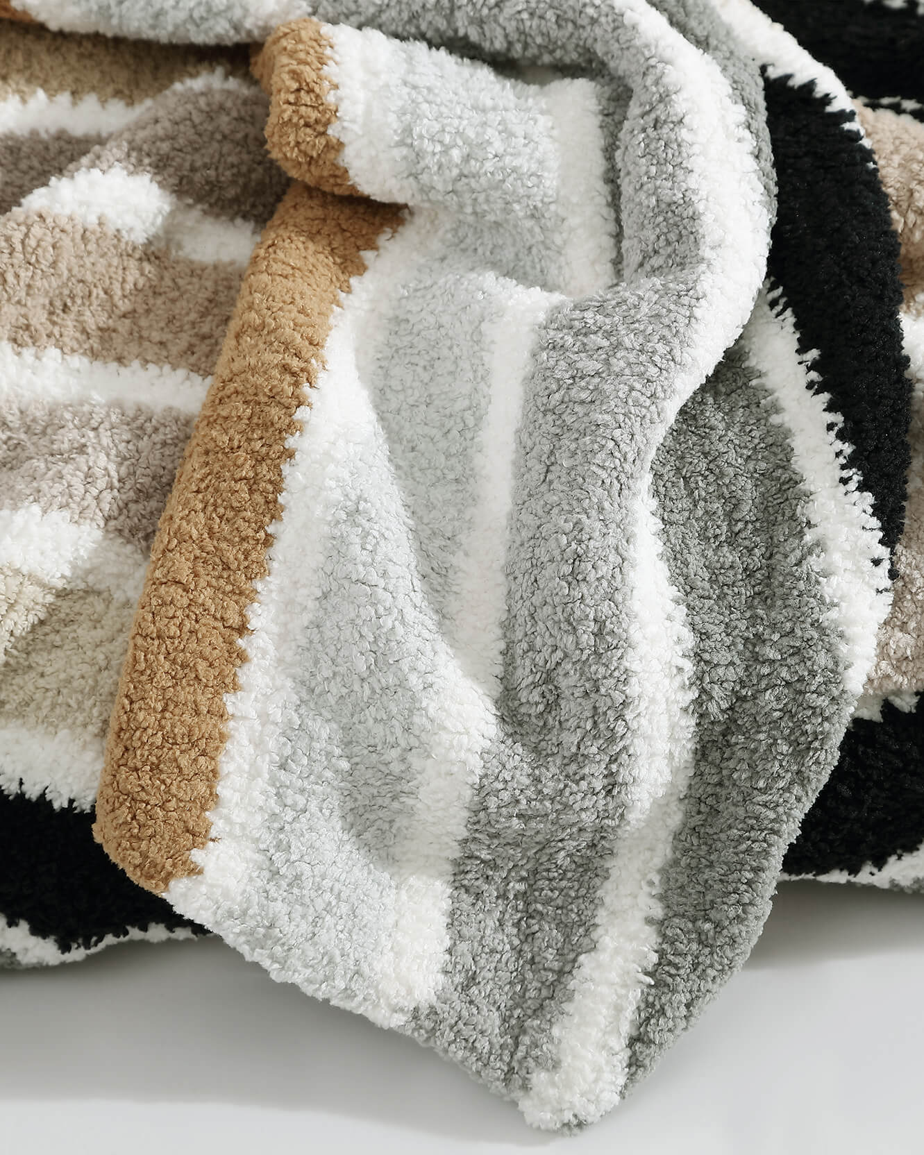 Cusco Lightweight Throw - Image 13