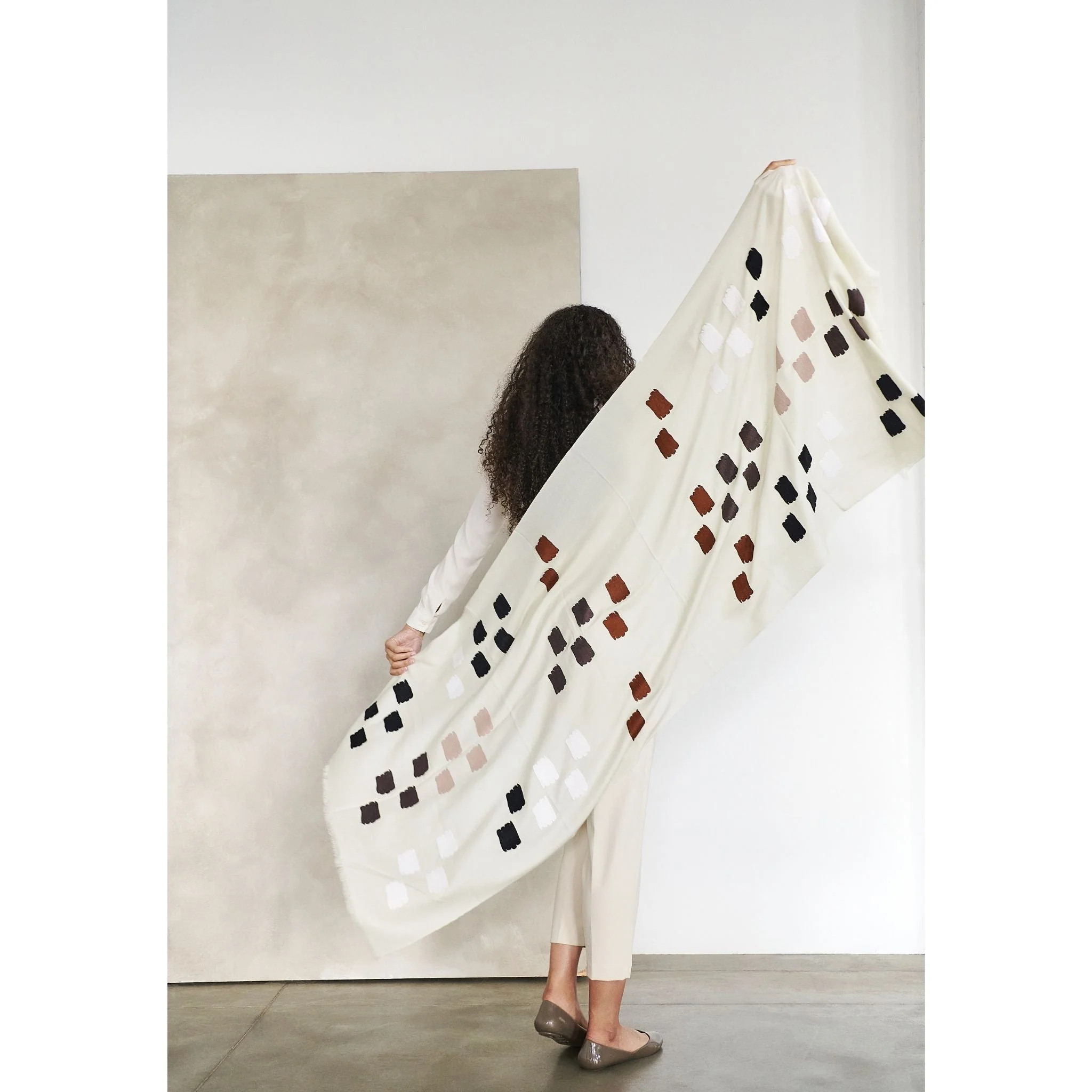 Dahlia Hand Embroidered Hand Woven Scarf - Image 4