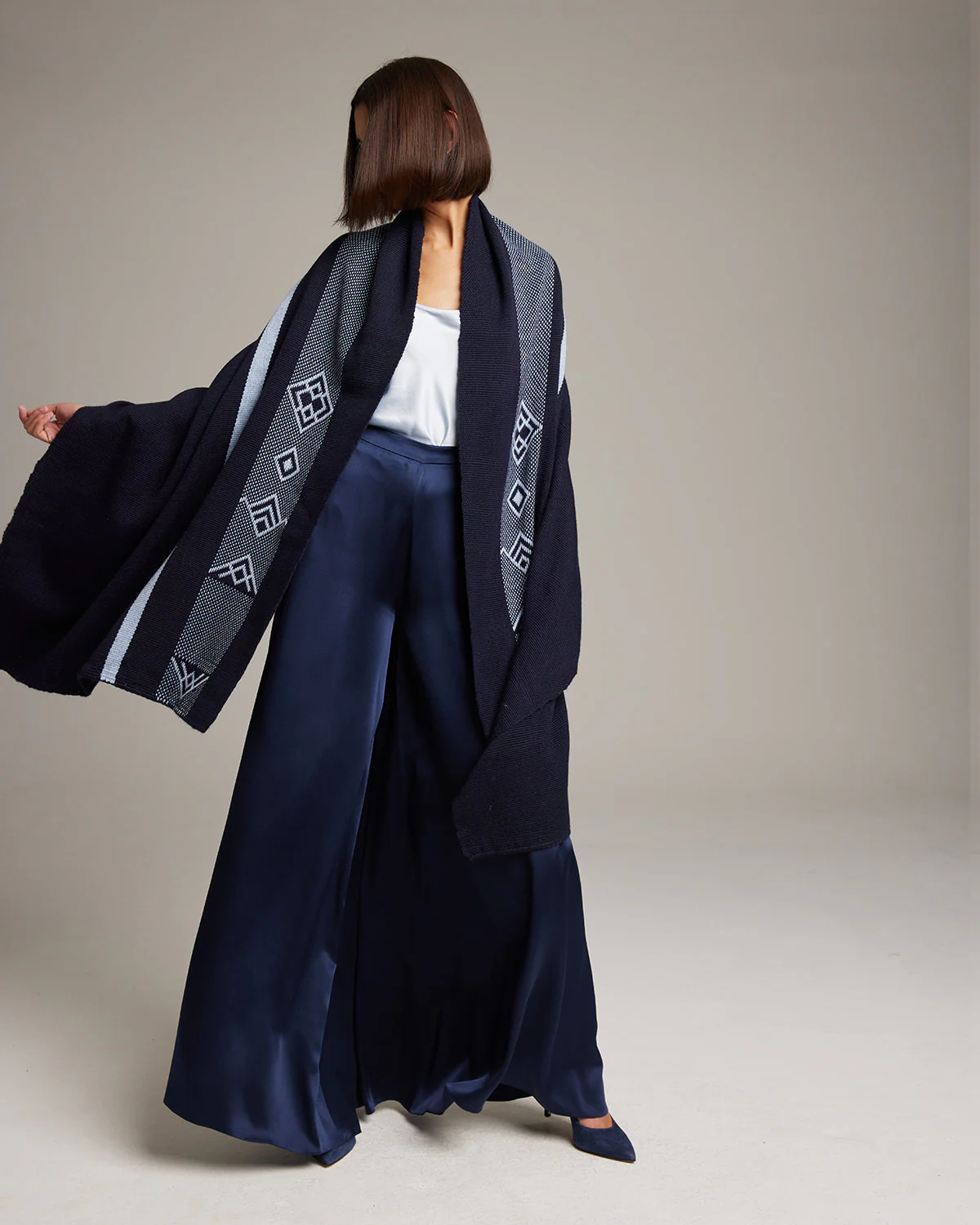 Diagonal Wrap - Image 7