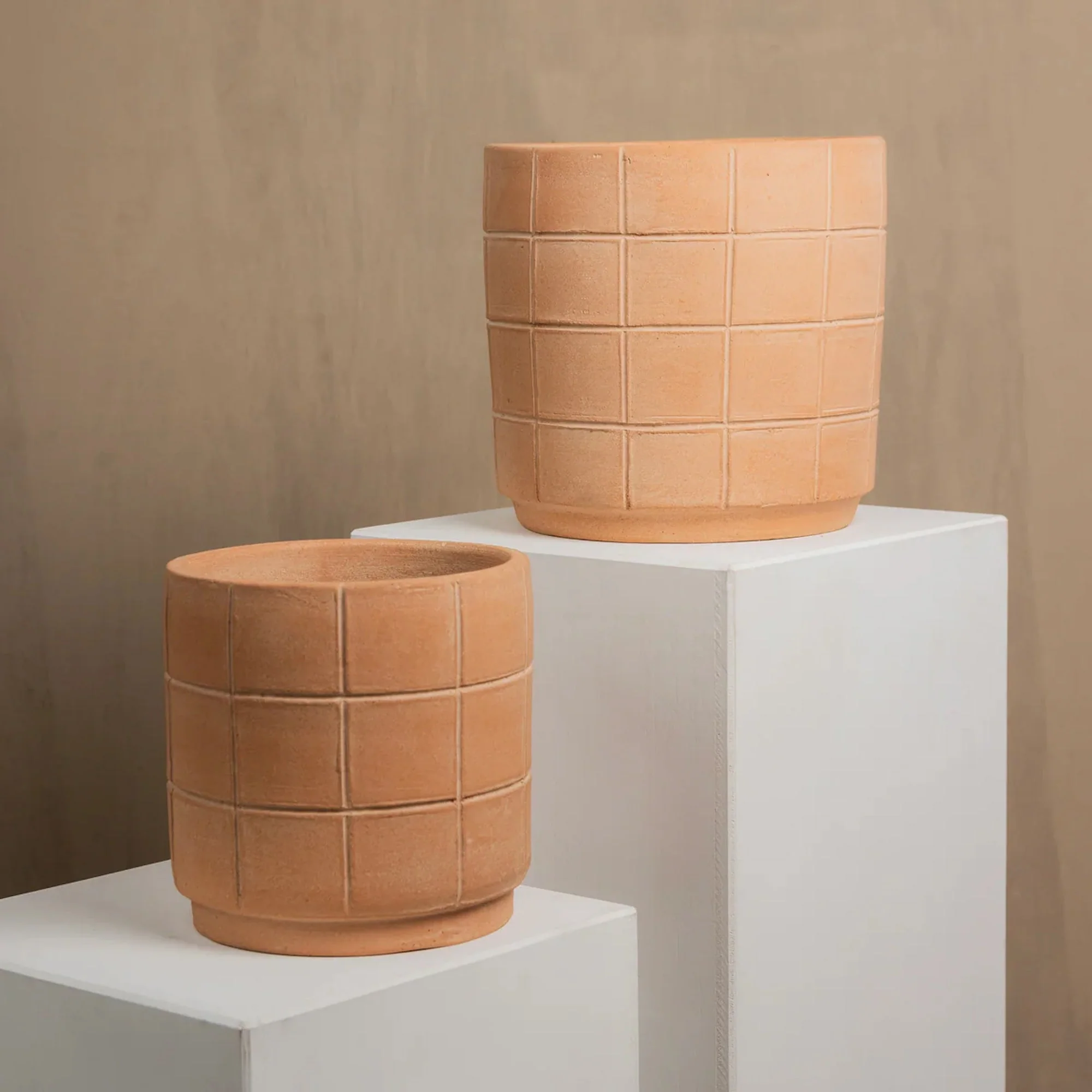 Grid Terracotta Planter - Large - Image 2
