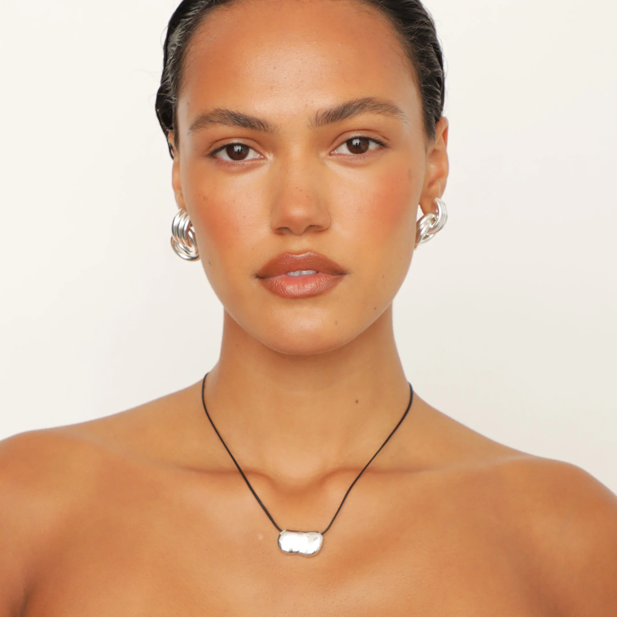 Heaven Mayhem PEBBLE NECKLACE - Image 3