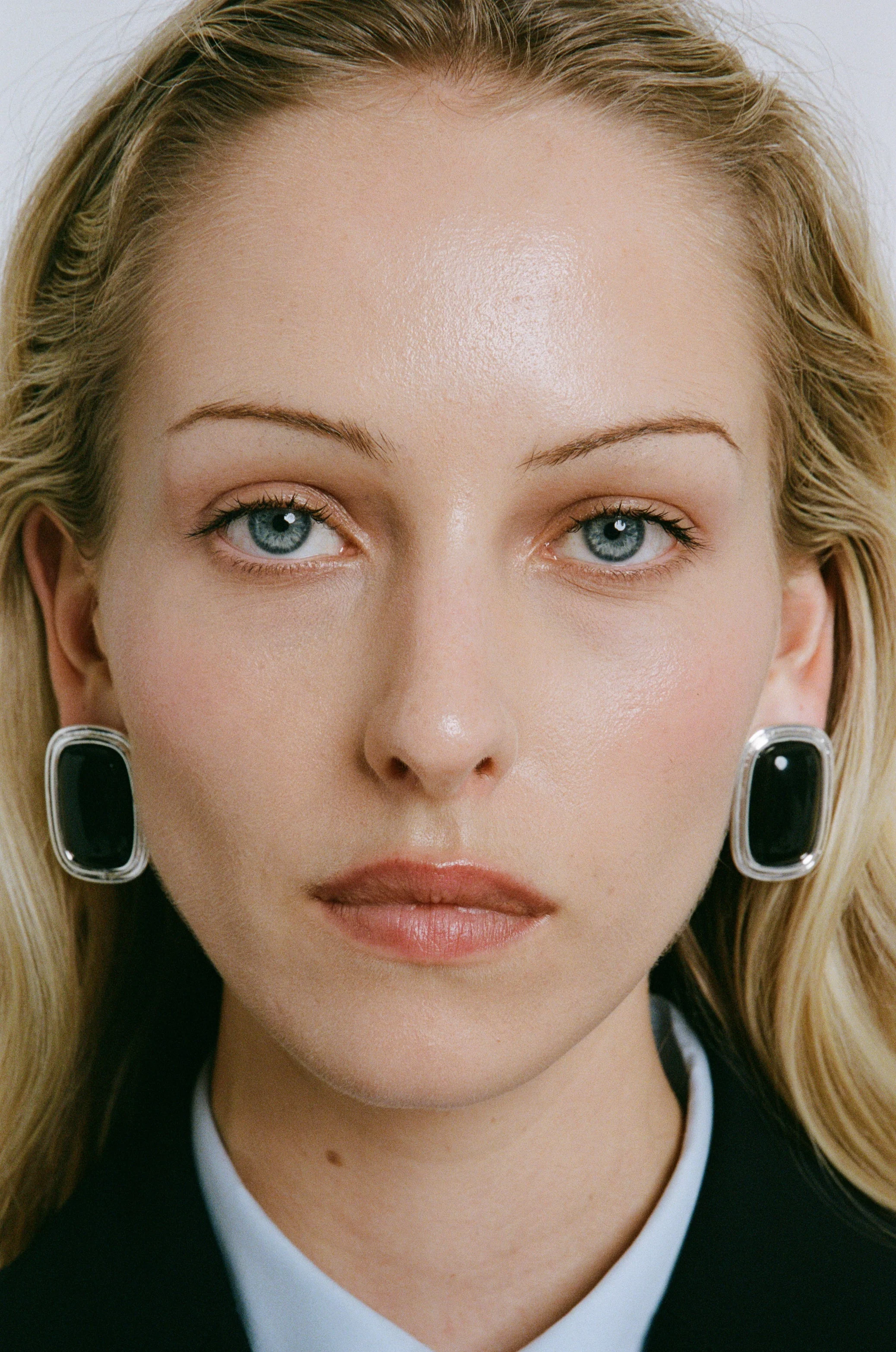 Heaven Mayhem RIBBON EARRINGS - Image 8