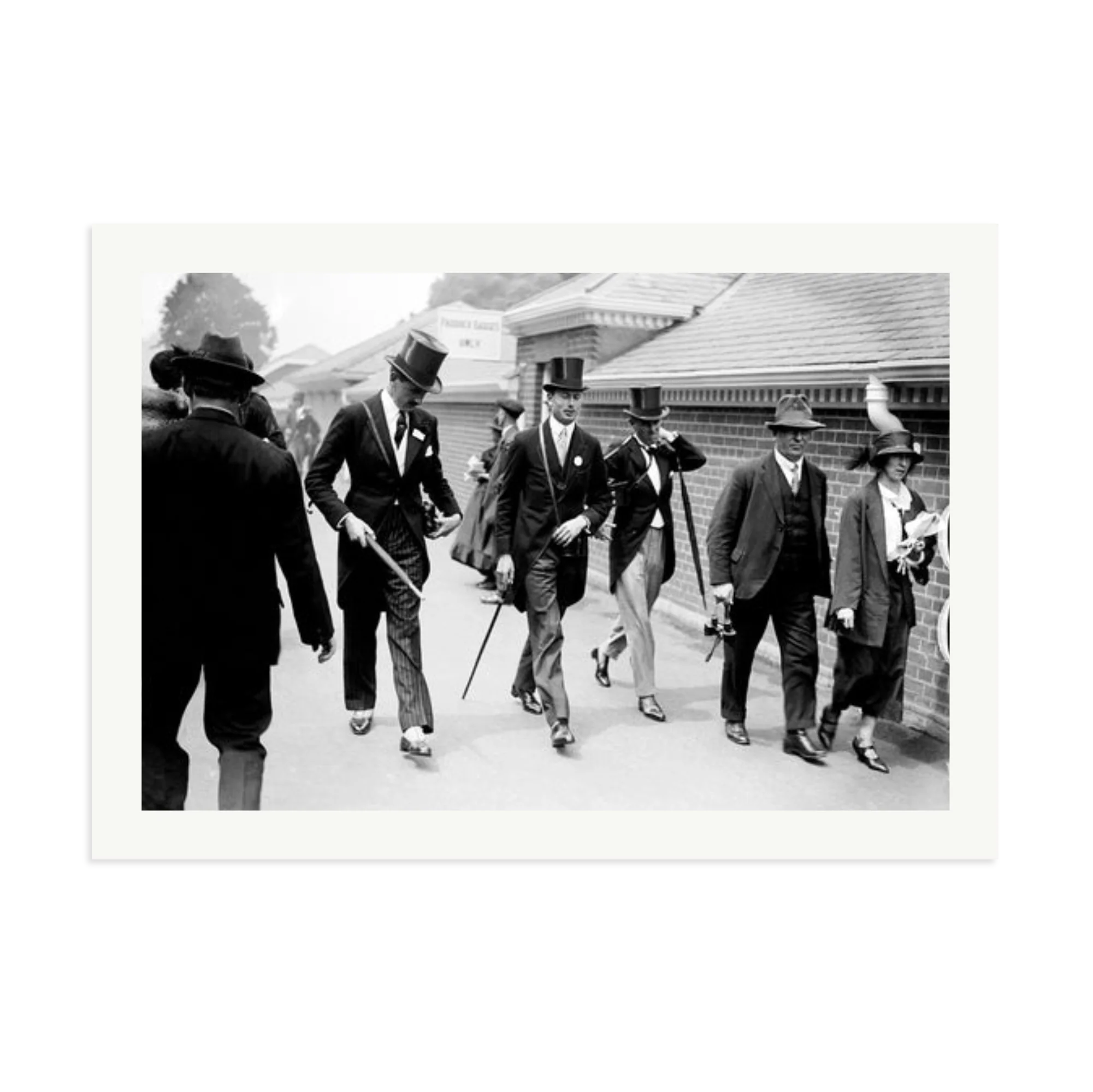 Horse Racing at the Royal Ascot - Image 15
