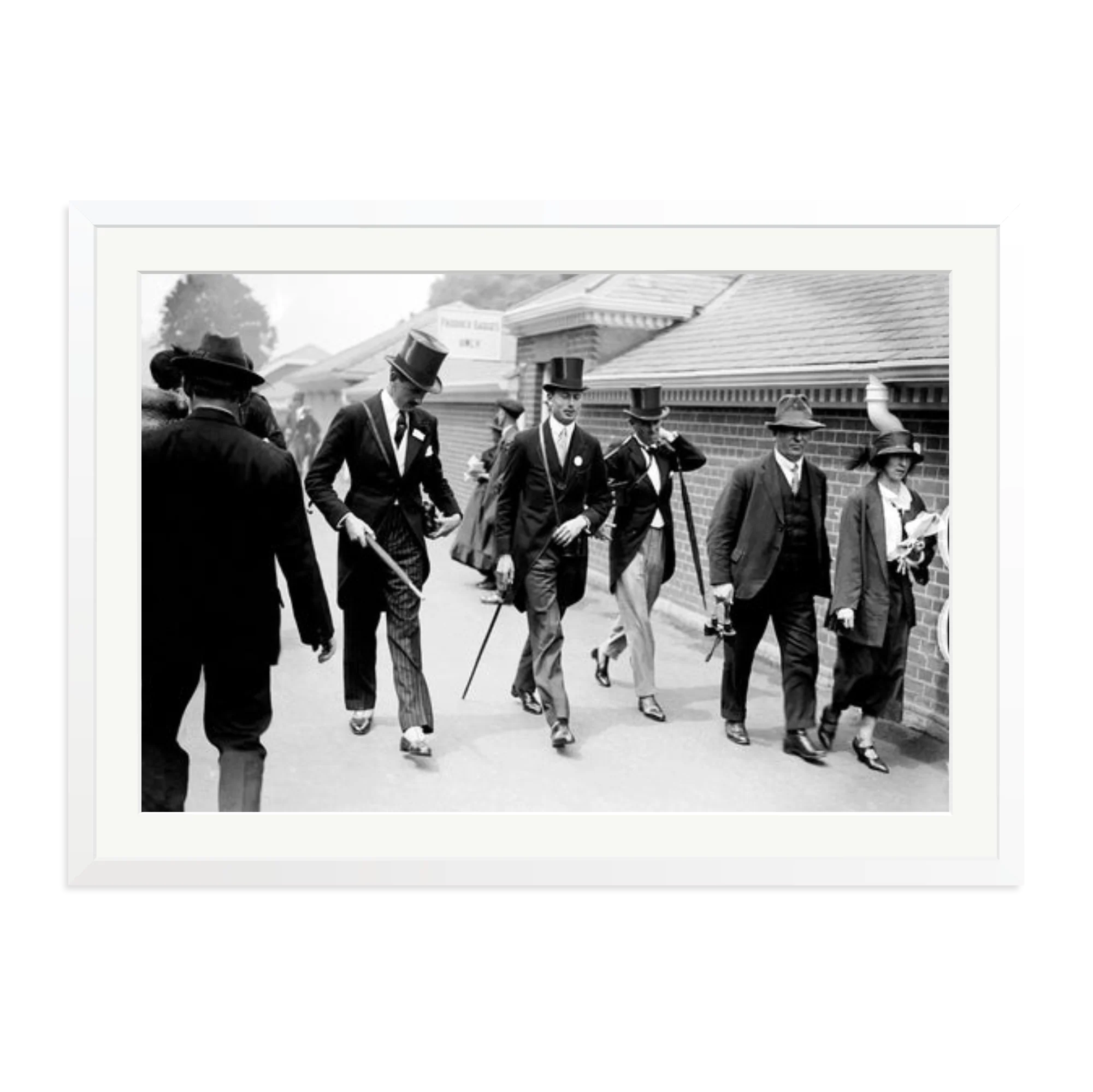 Horse Racing at the Royal Ascot - Image 5