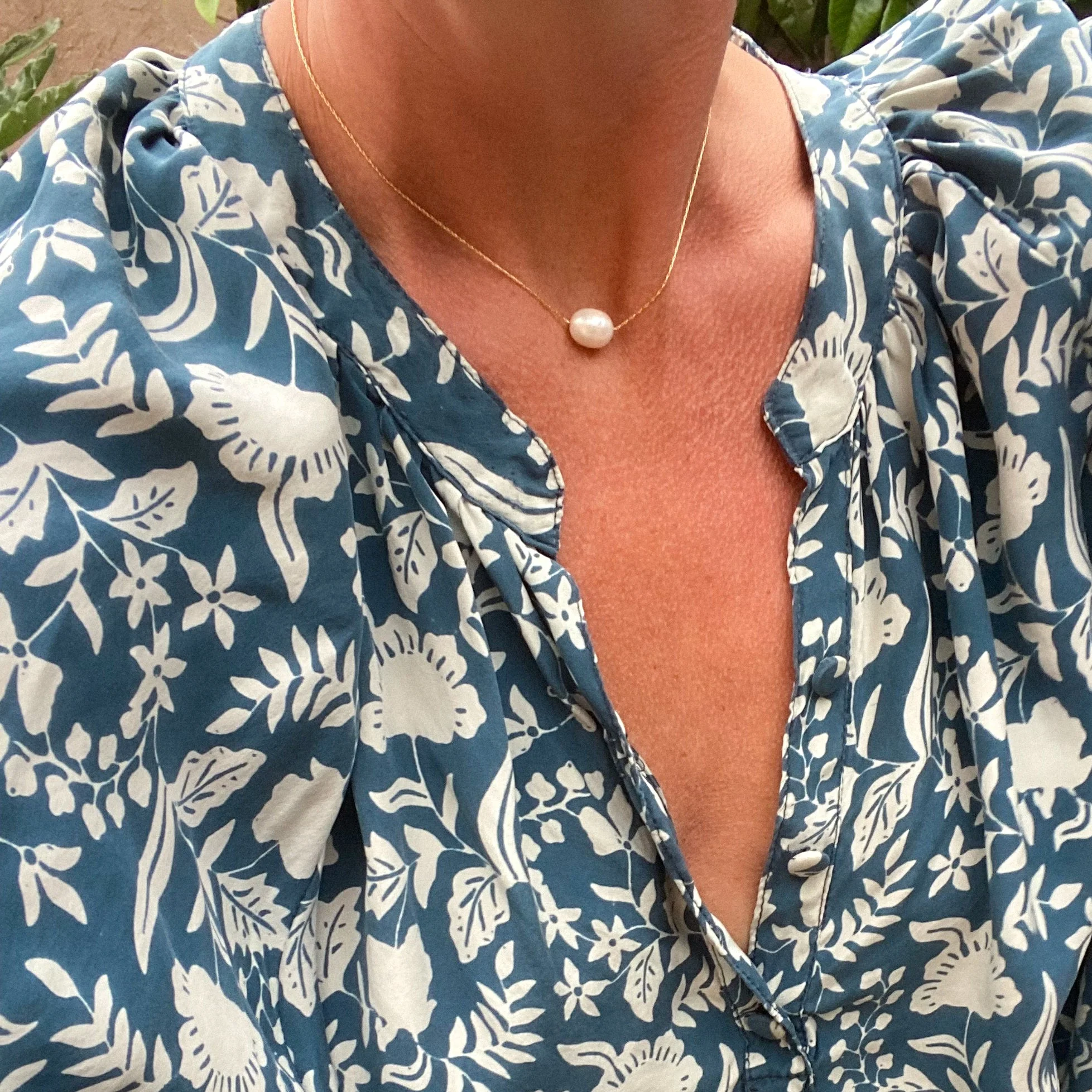 Isla Pearl Necklace - Image 4