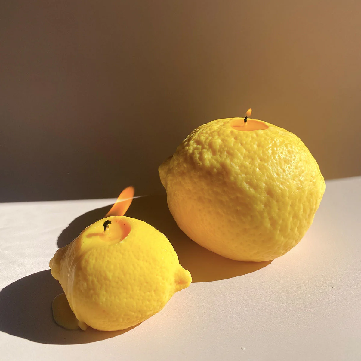 Large Lemon Candle - Image 5