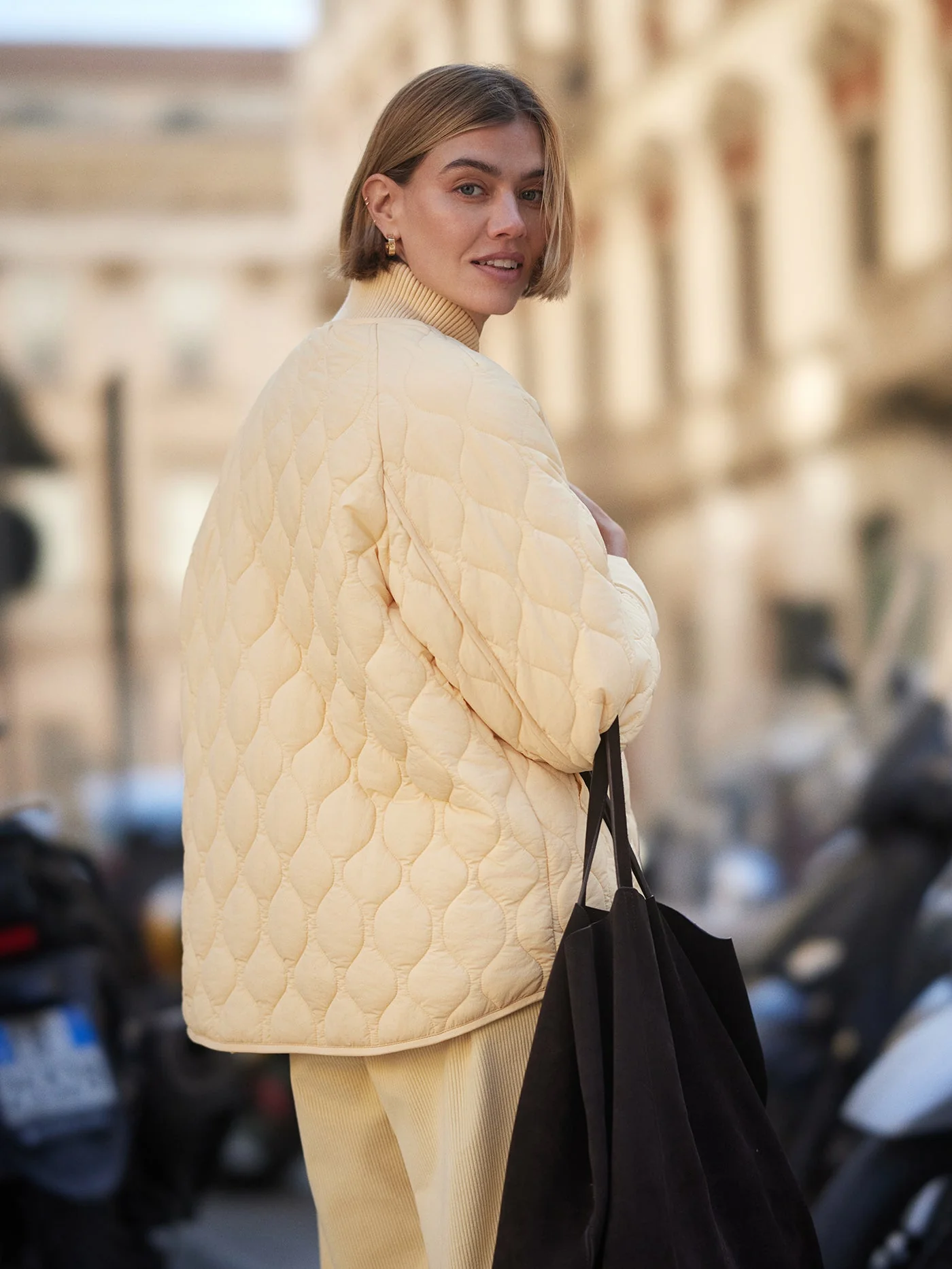 Varley - Luca Quilted Jacket - Reed Yellow - Image 5