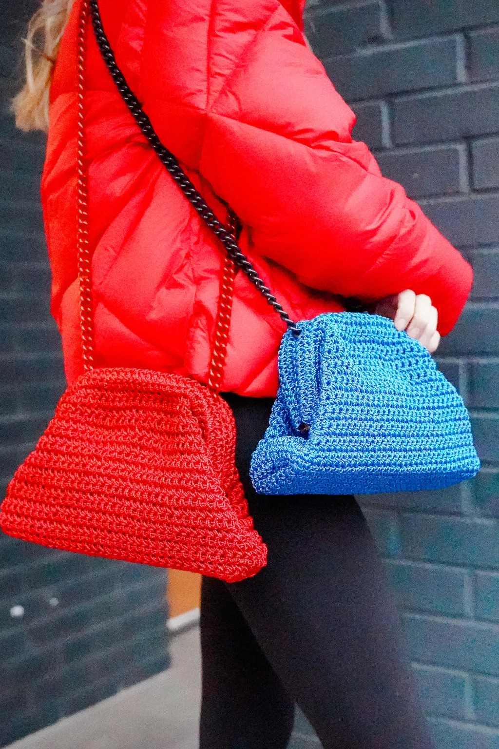 Maria La Rosa - Mini Game Clutch Crochet Metallic - Blue - Image 2