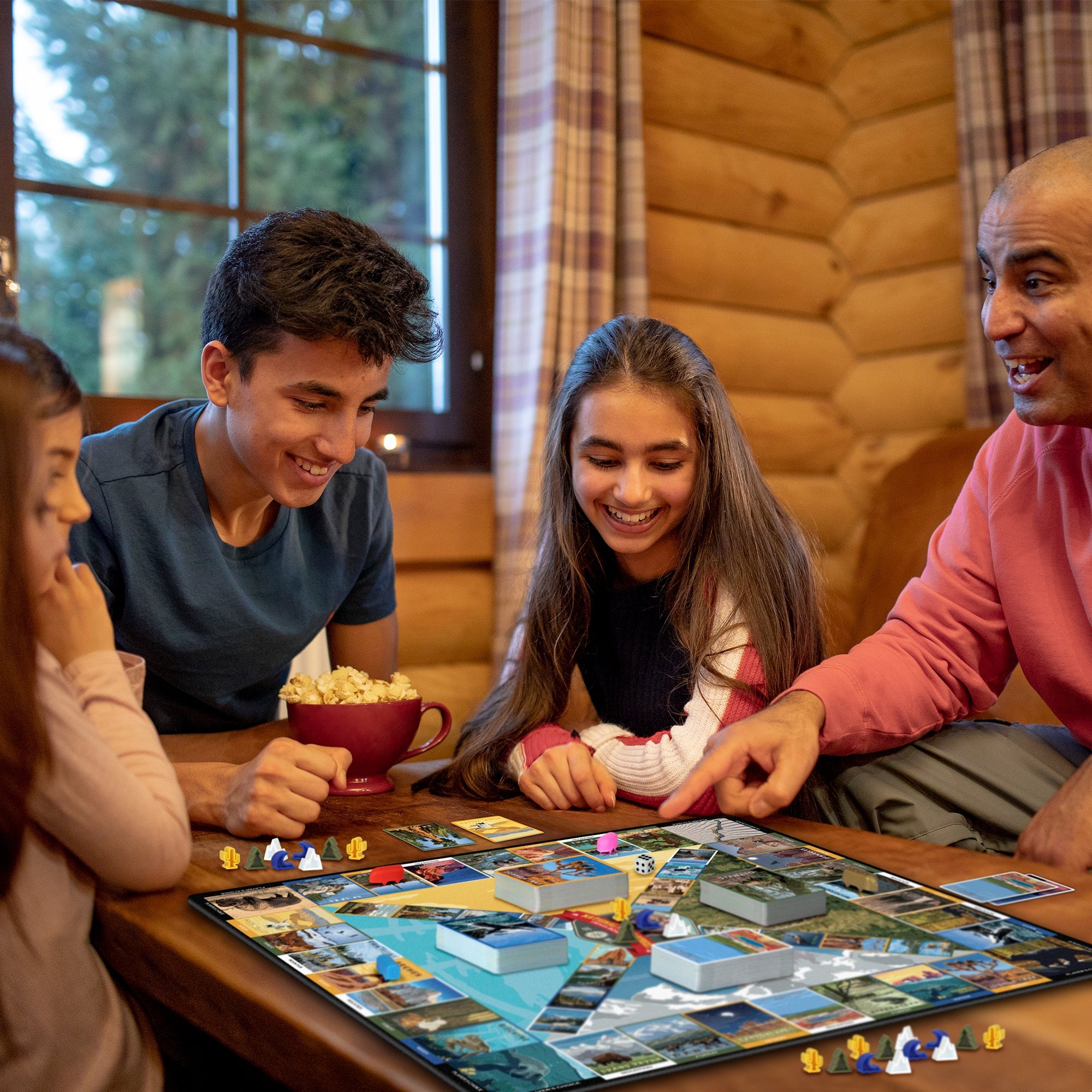 National Parks Pursuit Trivia Board Game - Image 4