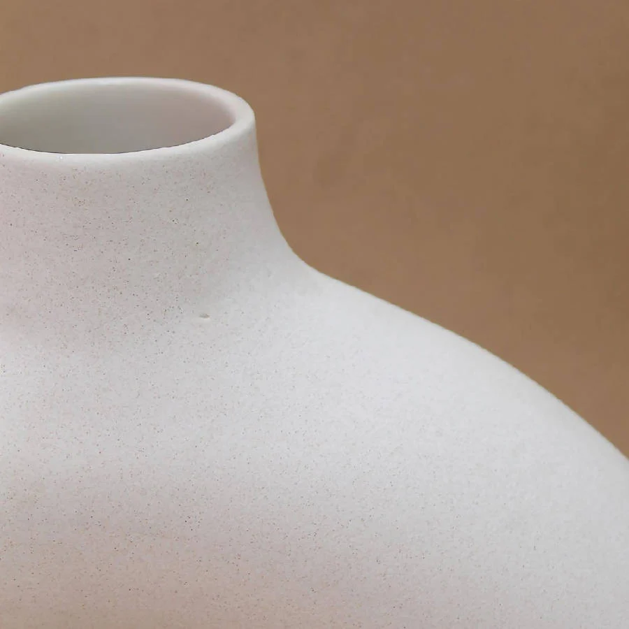 Off-White Big Polo Vase - Image 2
