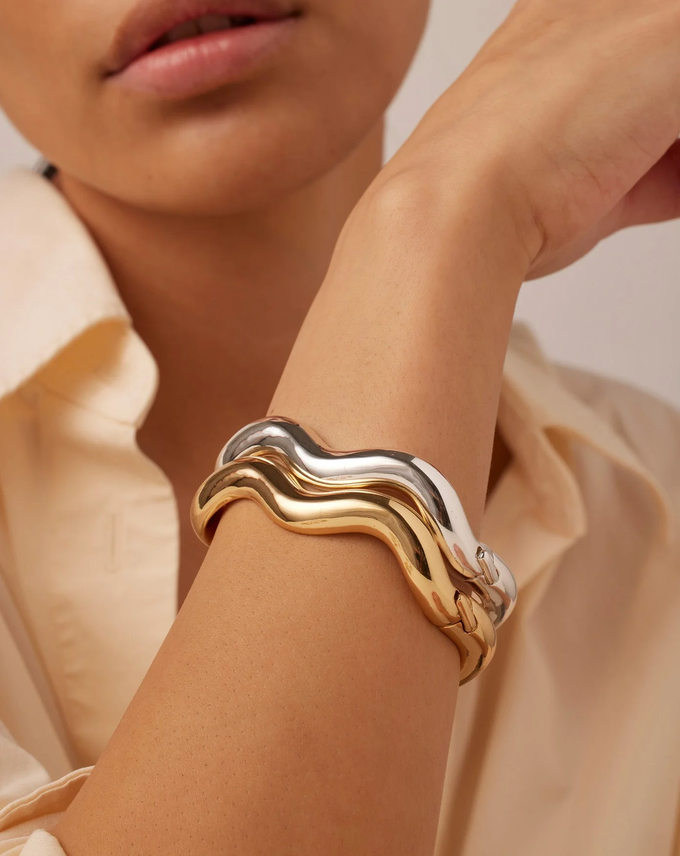 Jenny Bird - Ola Bangle - High Polish Gold - Image 4