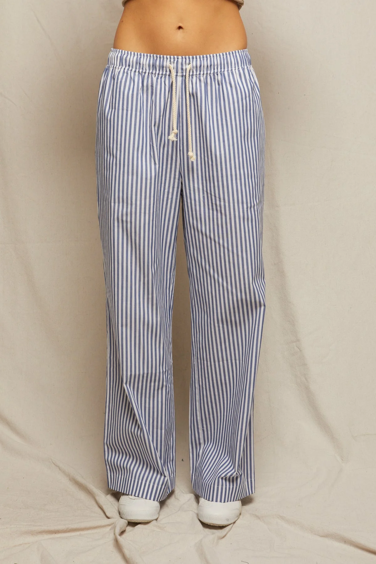 PerfectWhiteTee - Andi Cotton Poplin Wide Leg Pant - Chambray Stripe
