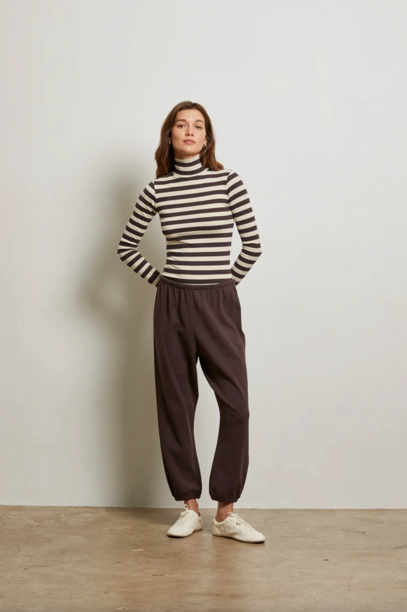 PerfectWhiteTee - Johnny French Terry Easy Sweatpant - Cocoa - Image 5