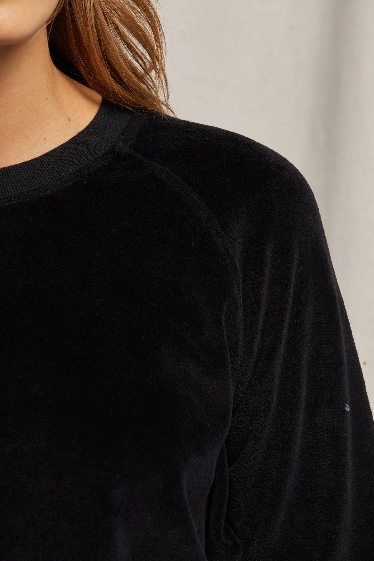 PerfectWhiteTee - Stella Velour Shrunken Raglan Sweatshirt - True Black - Image 3