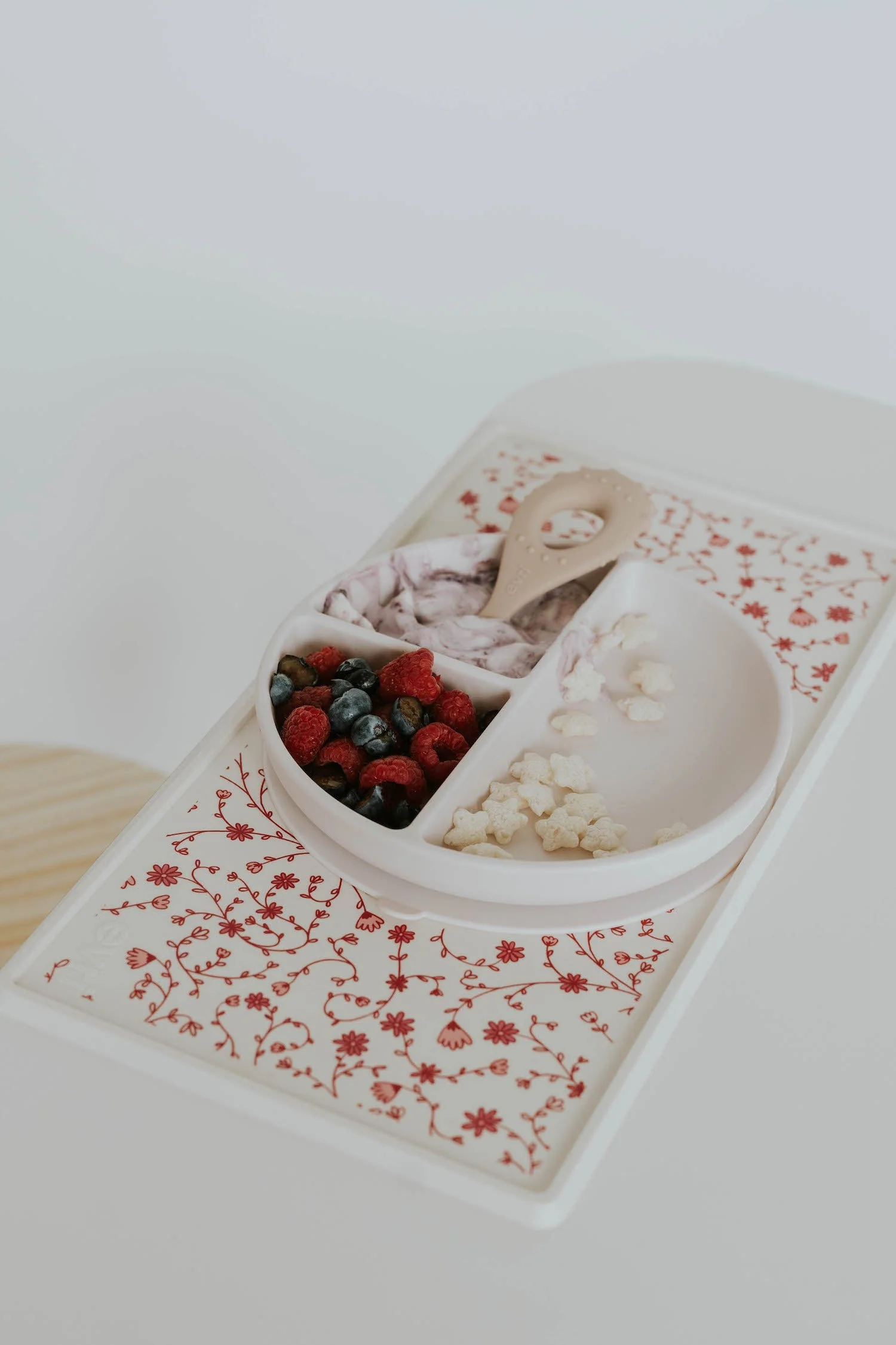 Evri - Printed Silicone Placemat - Blossom - Image 3