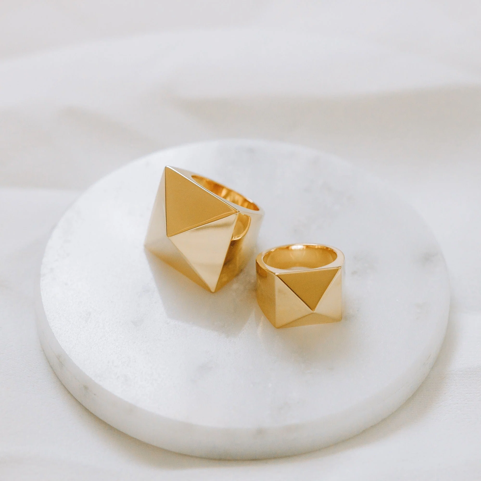 Erin Fader Jewelry - Pyramid Ring - Gold Medium - Image 5