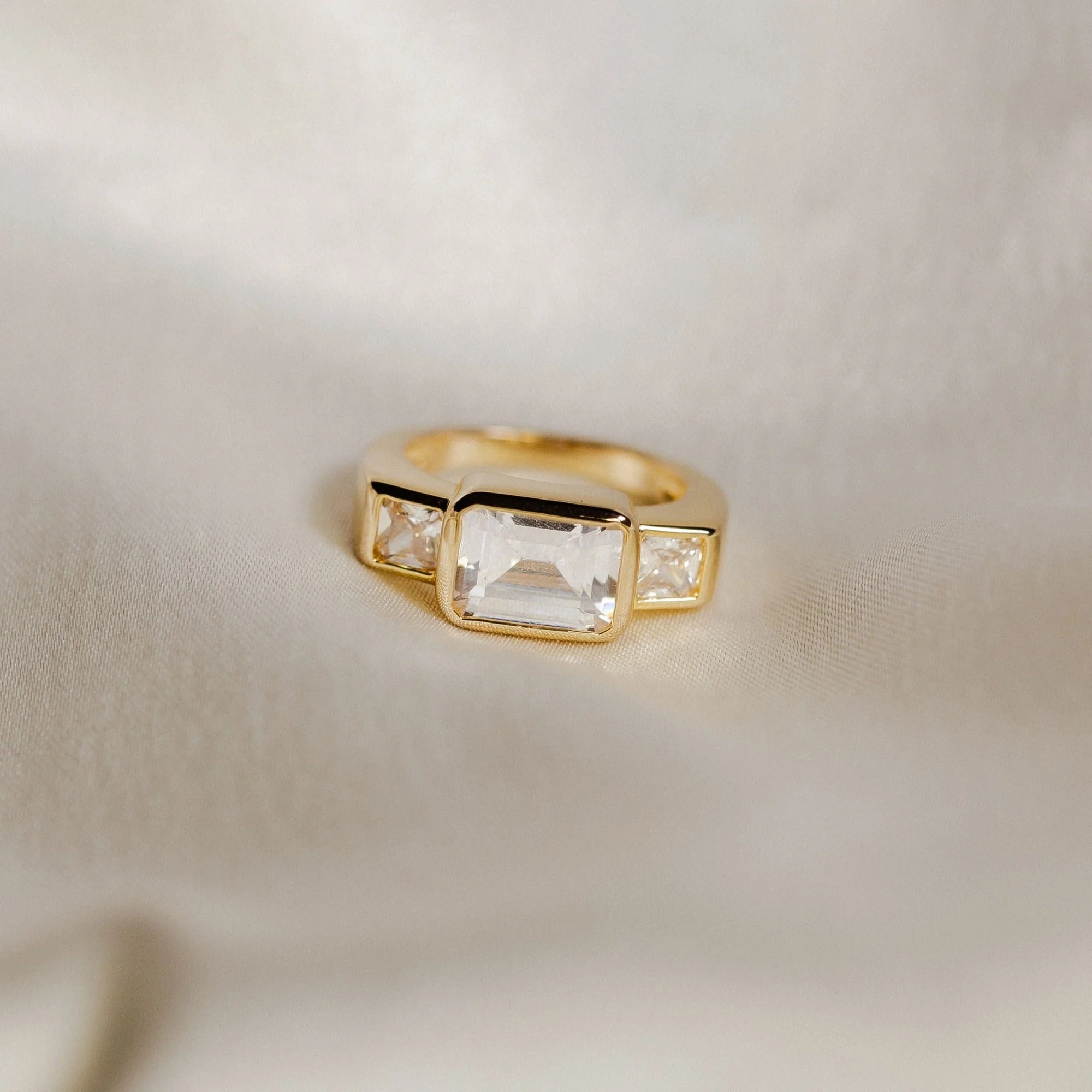 Right Hand Ring - Image 3
