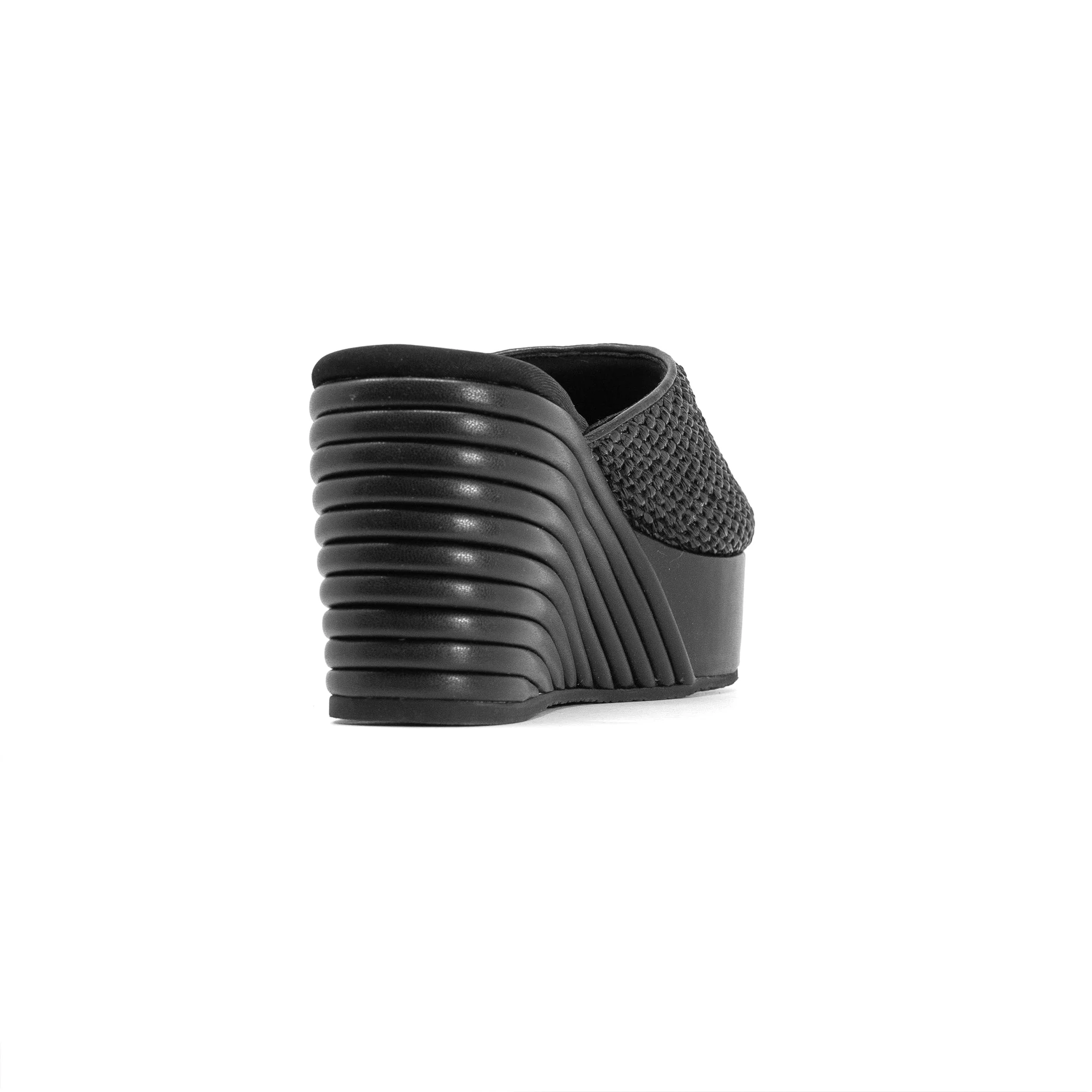 ROAM - Raffia Scoop Mid Strata Wedge - Black - Image 15