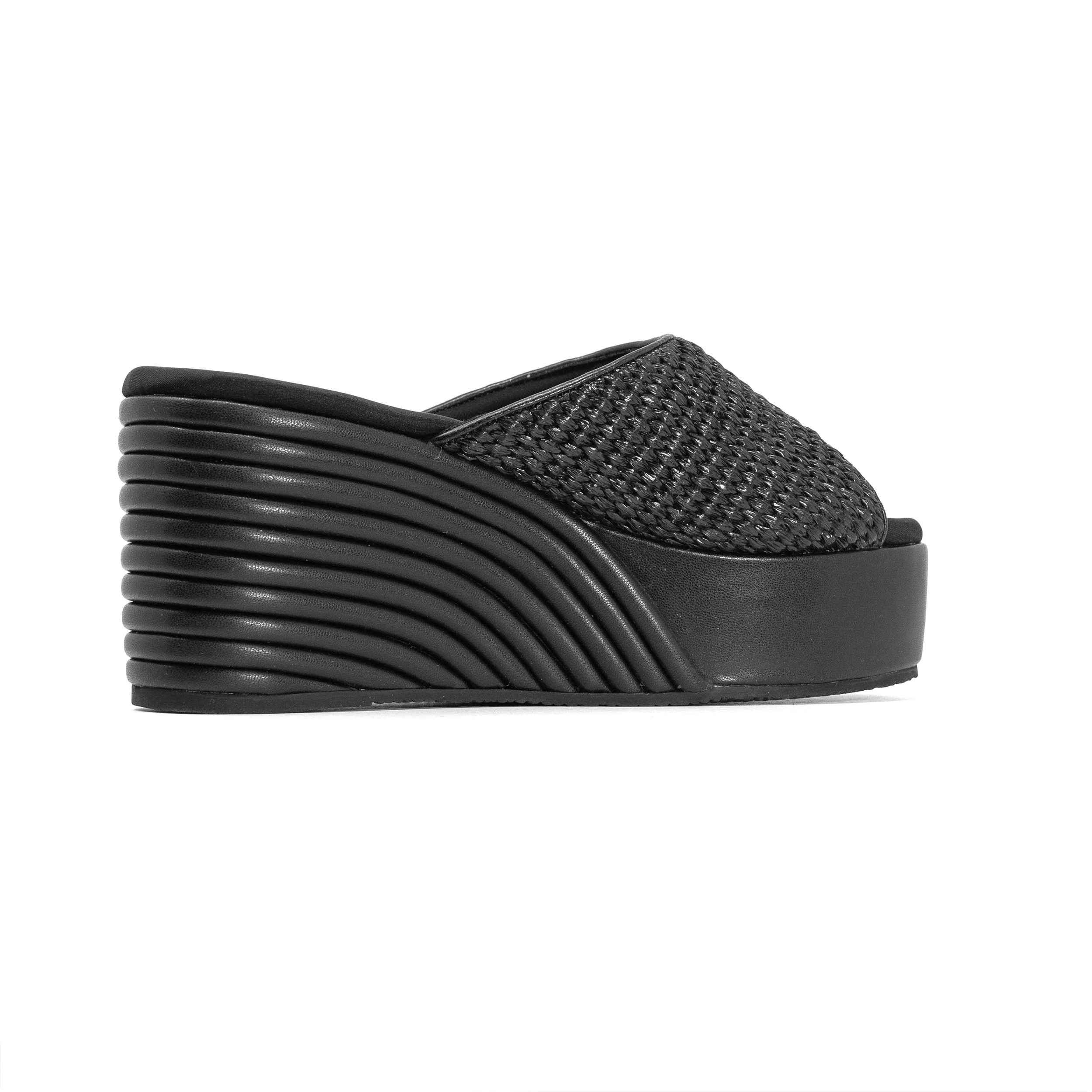 ROAM - Raffia Scoop Mid Strata Wedge - Black - Image 19