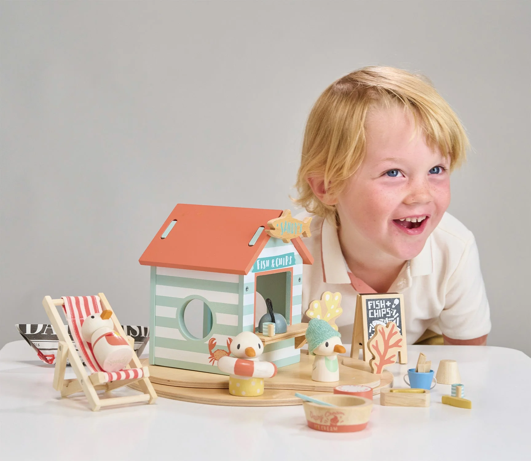 Sandy's Beach Hut - Image 4