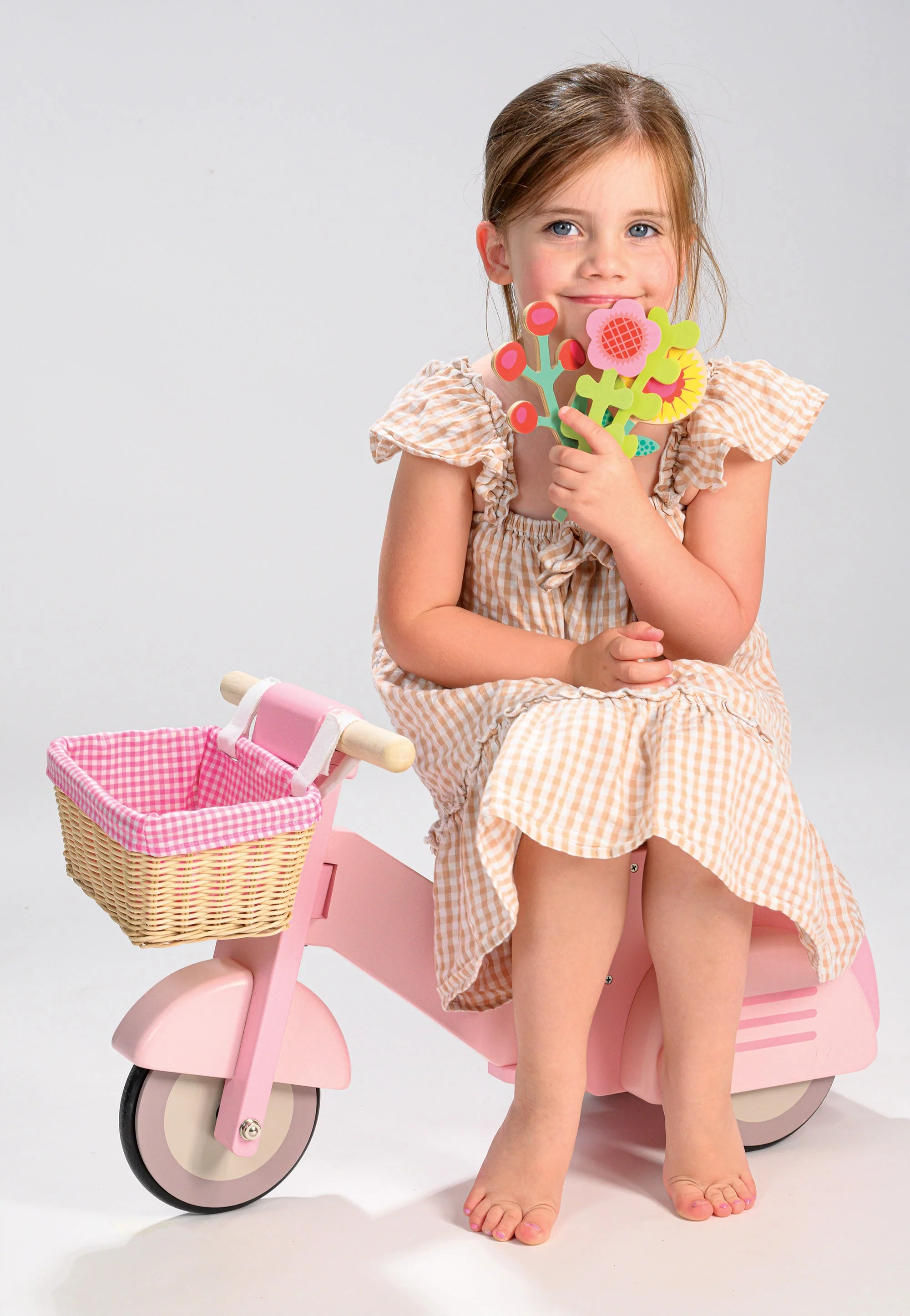 Scooter with Basket - Image 3