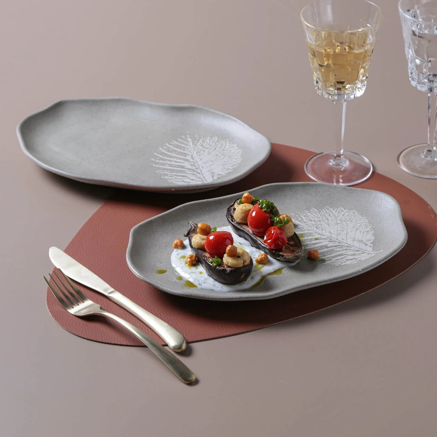 Shallow Bio Oval Platter Medium Set of 4 - Image 97
