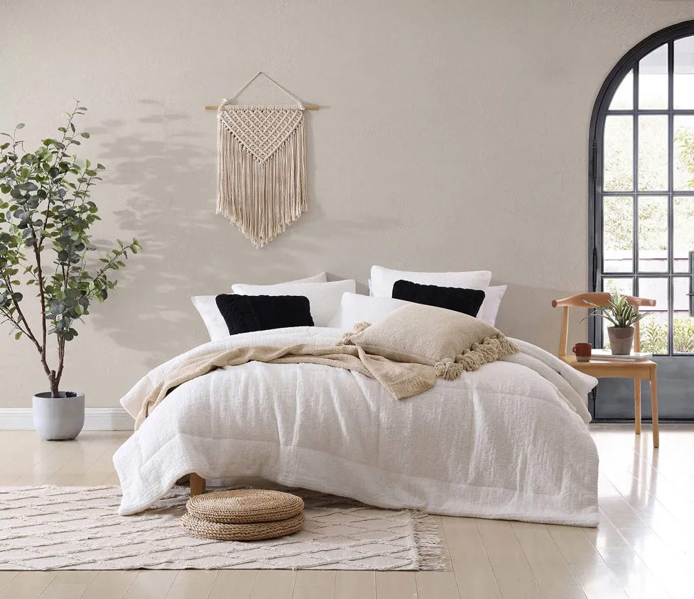 Snug Throw - Image 8