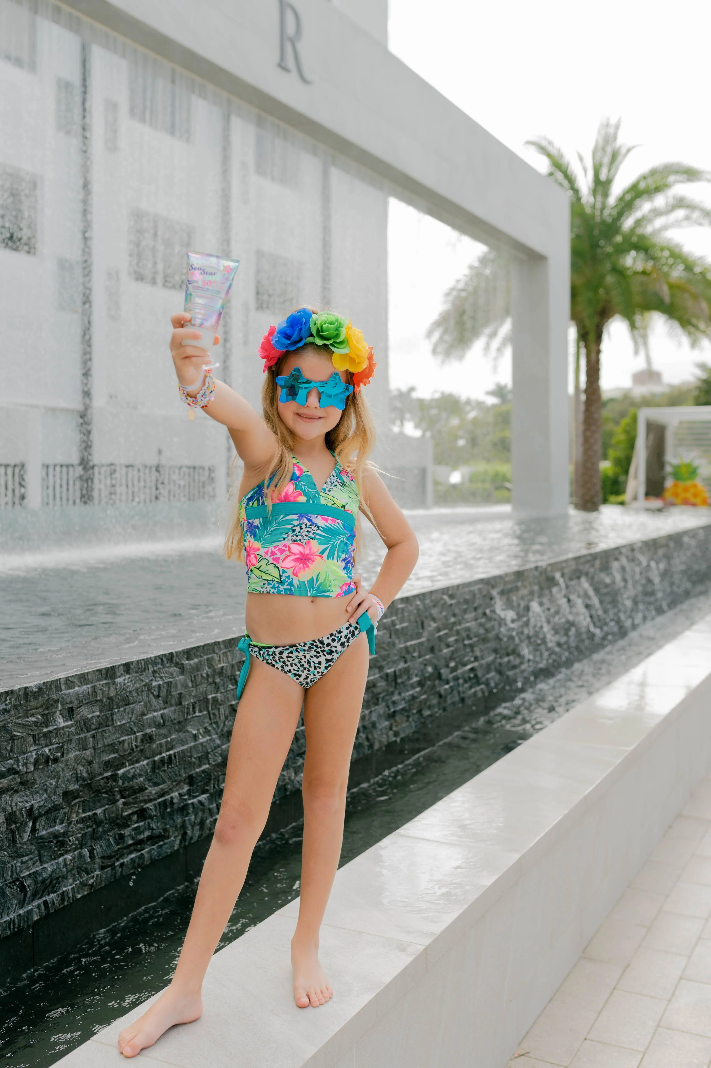 Sunshine & Glitter - Sea Star Sparkle Cosmic Stardust SPF 50 Glitter Sunscreen - Image 8