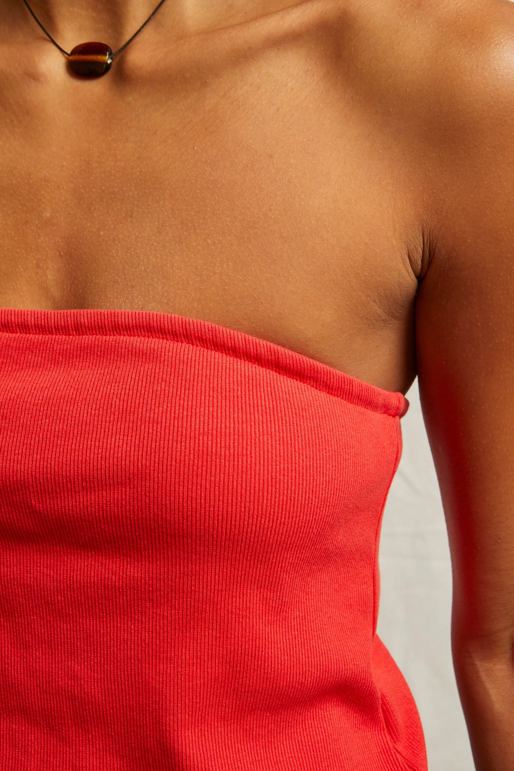 PerfectWhiteTee - Talula - Blondie Tube Top - Poppy Red - Image 2
