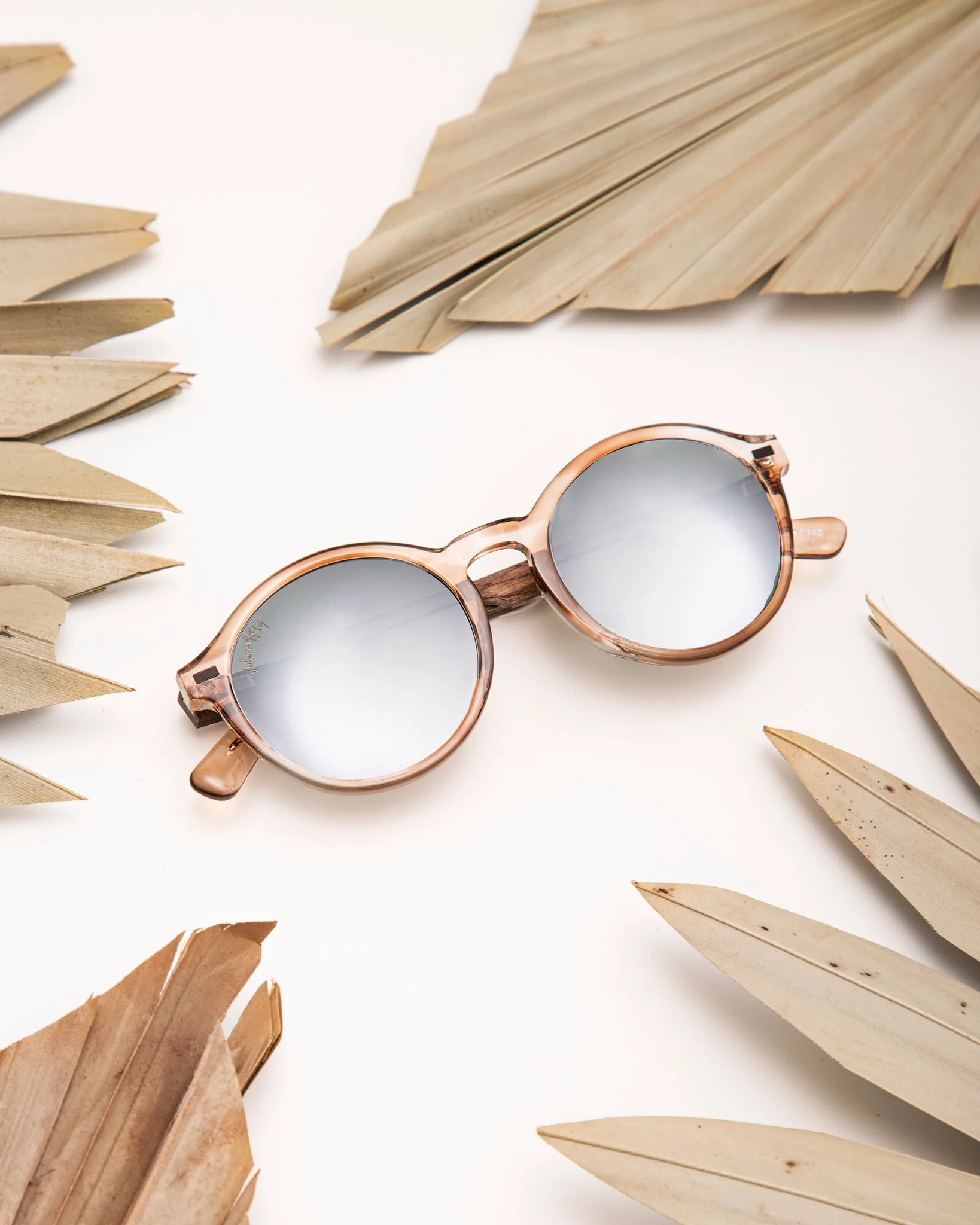 Johnny Fly - UFO Sunglasses - Image 6