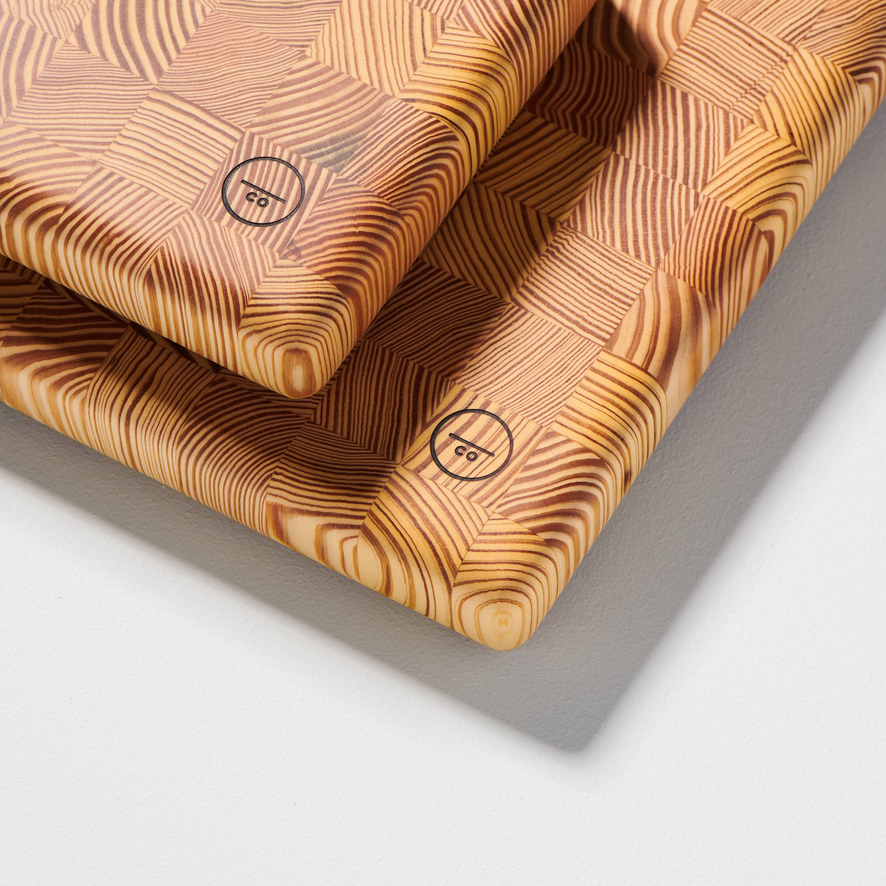 End Grain Cutting Board in Southern Yellow Pine - Jasper - Image 4