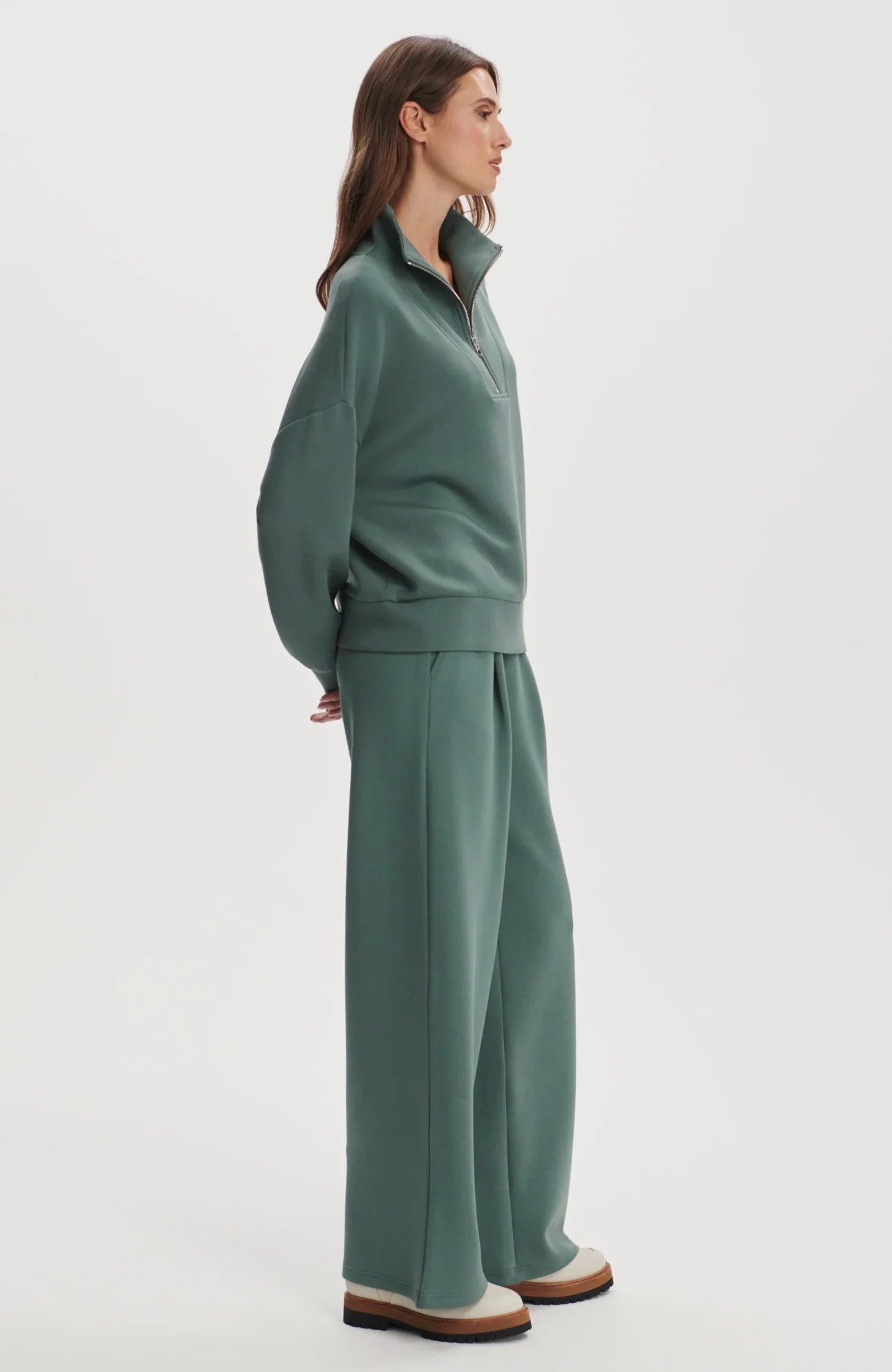 Varley - Hawley Half Zip Sweat - Dark Forest - Image 7