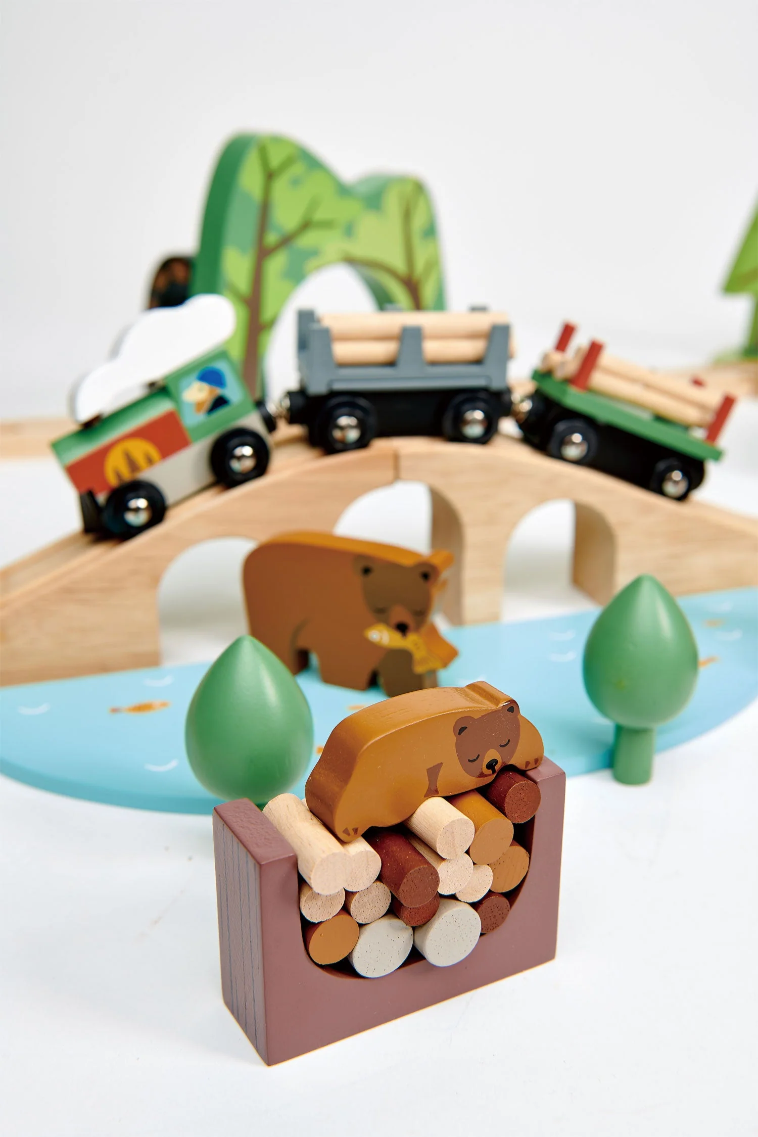 Wild Pines Train Set - Image 4