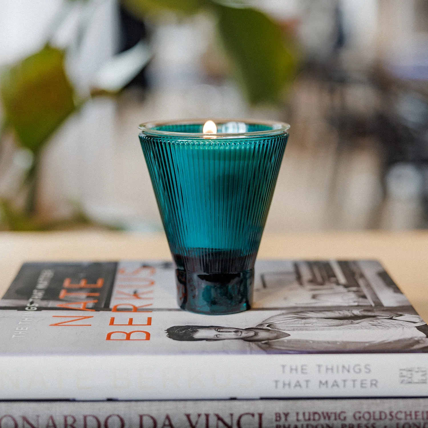 ZAI Candle - Oud & Bergamot - Image 15